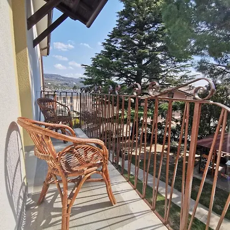 Stanza In Marirosa *